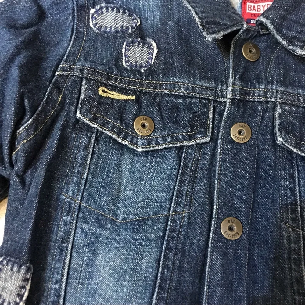 🐥baby GAP Distressed Denim Jacket